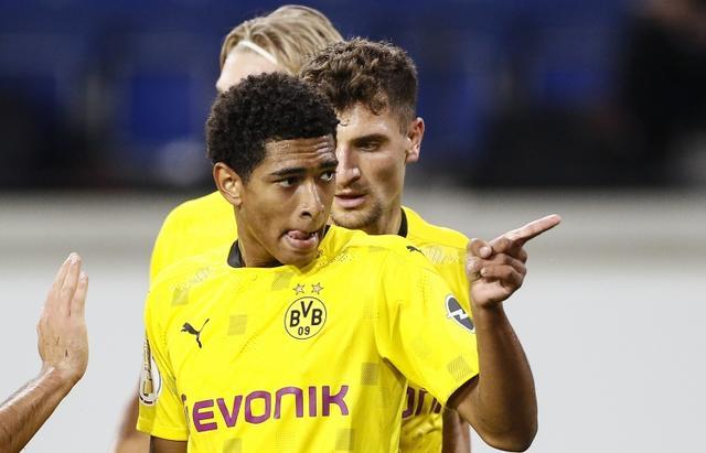 他们通过 他们通过