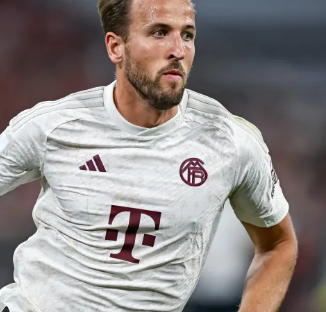 他依然保持 他依然保持