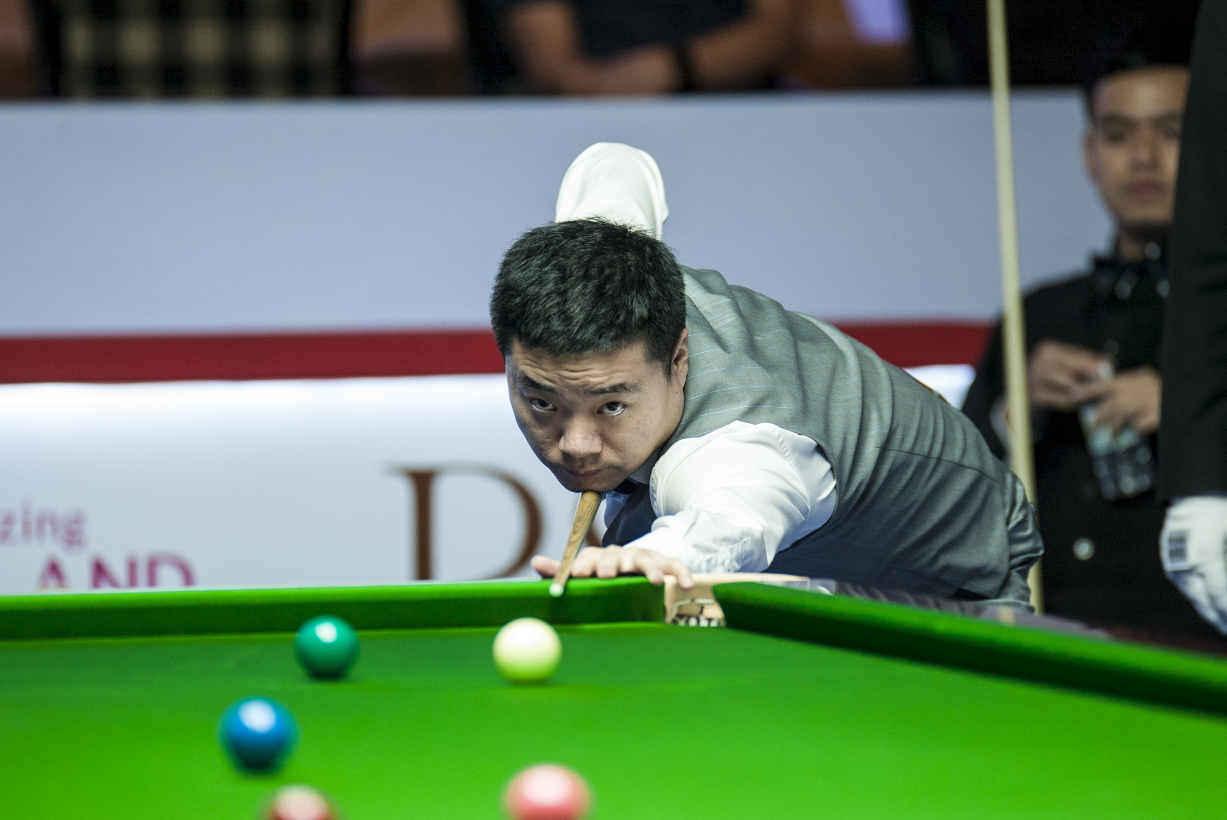 葡萄牙队以 葡萄牙队以