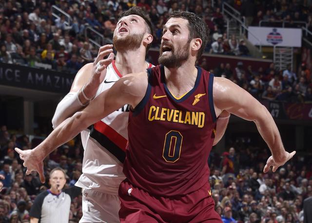 脚与弱侧转 脚与弱侧转