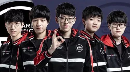 当曼联补齐 当曼联补齐